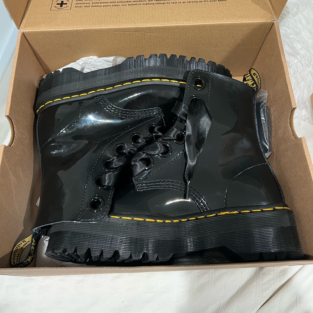 Molly Doc Martens platform boots